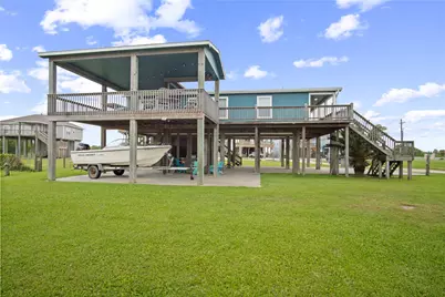 983 Driftwood Drive, Crystal Beach, TX 77650 - Photo 31