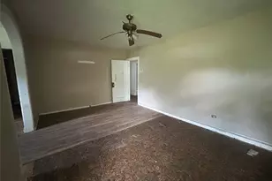 2240 Oaklawn Ave, Port Arthur, TX 77642 - Photo 3
