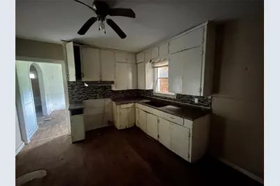 2240 Oaklawn Avenue, Port Arthur, TX 77642 - Photo 11