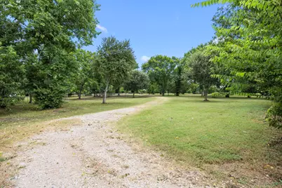 1550 Pitts Road, Richmond, TX 77406 - Photo 21