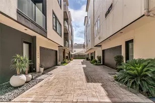 1802 Hickory St, Houston, TX 77007 - Photo 1