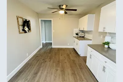 431 N 6th Street, La Porte, TX 77571 - Photo 7