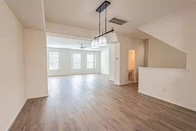 8117 Silverton Creek Lane, Houston, TX 77040 - Photo 5