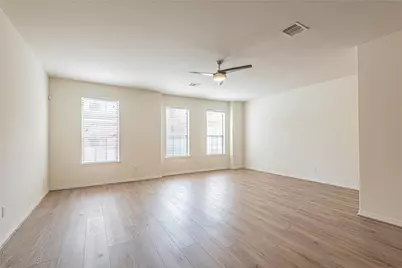 8117 Silverton Creek Lane, Houston, TX 77040 - Photo 3