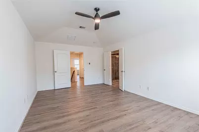 8117 Silverton Creek Lane, Houston, TX 77040 - Photo 13