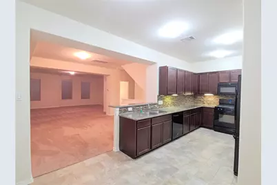 8117 Silverton Creek Lane, Houston, TX 77040 - Photo 7