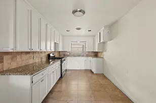 4114 Lemac Dr, Houston, TX 77025 - Photo 9