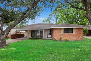 4114 Lemac Dr, Houston, TX 77025 - Photo 3
