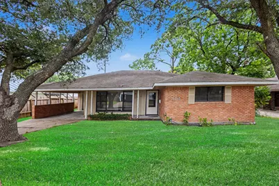 4114 Lemac Drive, Houston, TX 77025 - Photo 3