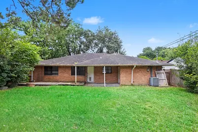 4114 Lemac Drive, Houston, TX 77025 - Photo 17