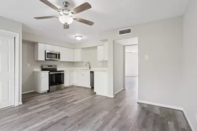 9114 Kempwood Drive #9114, Houston, TX 77080 - Photo 7