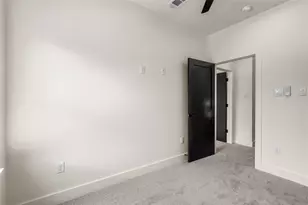 7901 Grandview St, Houston, TX 77051 - Photo 31