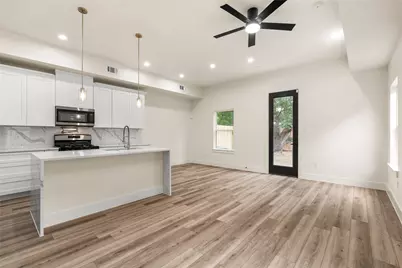 7901 Grandview Street, Houston, TX 77051 - Photo 13