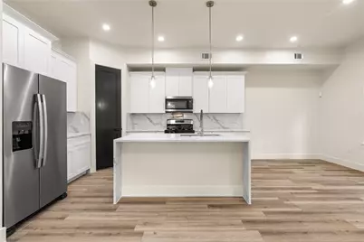 7901 Grandview Street, Houston, TX 77051 - Photo 5