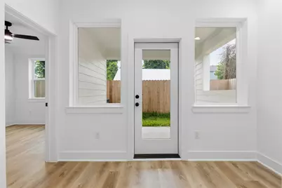 812 Elkhart Street #C, Houston, TX 77091 - Photo 7