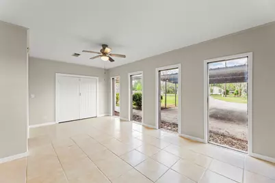 1327 Hodges Lane, Wharton, TX 77488 - Photo 9