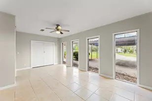 1327 Hodges Ln, Wharton, TX 77488 - Photo 9