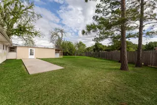 1327 Hodges Ln, Wharton, TX 77488 - Photo 33