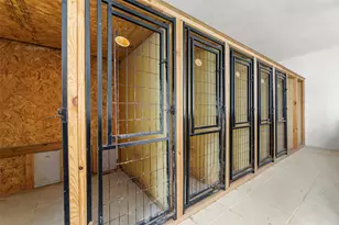 1327 Hodges Ln, Wharton, TX 77488 - Photo 13