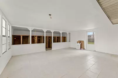 1327 Hodges Lane, Wharton, TX 77488 - Photo 11