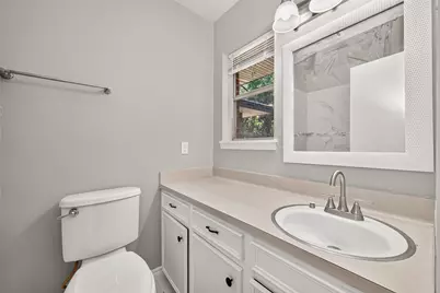 611 Dogwood Trail, Conroe, TX 77316 - Photo 19