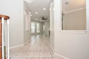 202 W Sterling Pond Cir, The Woodlands, TX 77382 - Photo 11