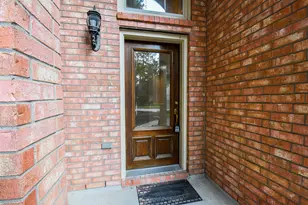 202 W Sterling Pond Cir, The Woodlands, TX 77382 - Photo 5