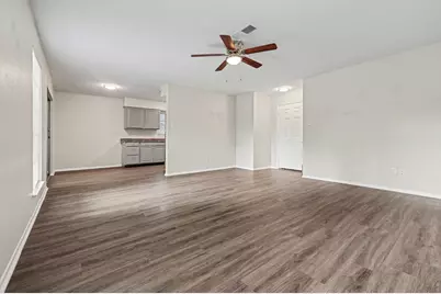 1321 N 7th Street, Conroe, TX 77301 - Photo 5
