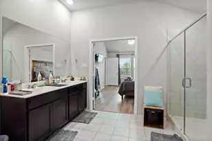 1243 Steed Bluff Dr, Alvin, TX 77511 - Photo 15