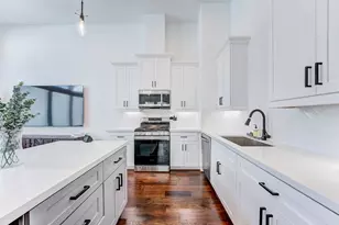 107 W Whitney St, Houston, TX 77018 - Photo 25