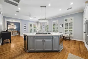 1419 W Hilshire Park Dr, Houston, TX 77055 - Photo 13