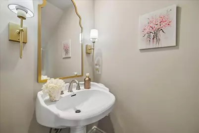 1419 W Hilshire Park Drive, Houston, TX 77055 - Photo 15