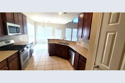 6023 Schaumburg Drive, Spring, TX 77388 - Photo 9