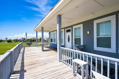 872 O Neil Road, Crystal Beach, TX 77650 - Photo 11