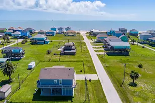 872 O' Neil Rd, Crystal Beach, TX 77650 - Photo 3