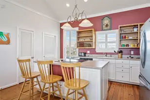 872 O' Neil Rd, Crystal Beach, TX 77650 - Photo 19