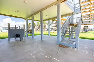 872 O' Neil Rd, Crystal Beach, TX 77650 - Photo 31