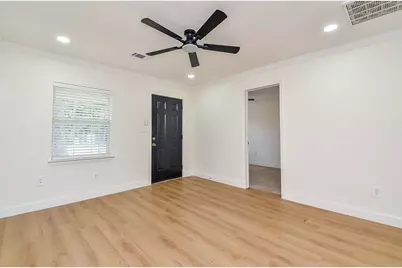 5710 Cherry Street, Houston, TX 77026 - Photo 5
