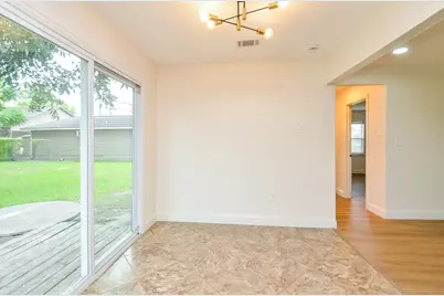 5710 Cherry Street, Houston, TX 77026 - Photo 7