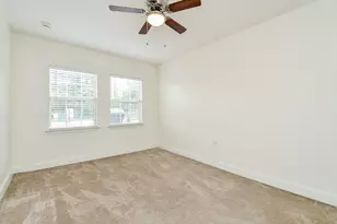5710 Cherry St, Houston, TX 77026 - Photo 11