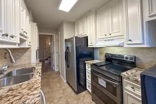 515 Tallowood Rd, Houston, TX 77024 - Photo 15