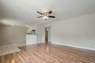 8430 Round Rock Dr, Houston, TX 77049 - Photo 7