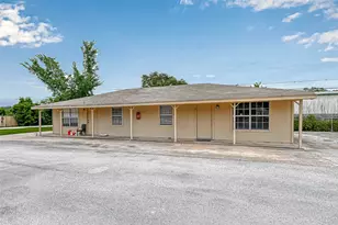 8430 Round Rock Dr, Houston, TX 77049 - Photo 3