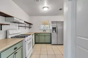 6942 Peyton St, Houston, TX 77028 - Photo 19