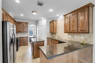 14906 Windsor Manor, Houston, TX 77069 - Photo 9