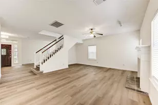 2338 Bent River Dr, Sugar Land, TX 77479 - Photo 19