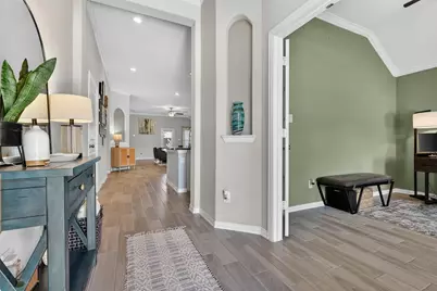 8911 Lost Castle Way, Cypress, TX 77433 - Photo 7