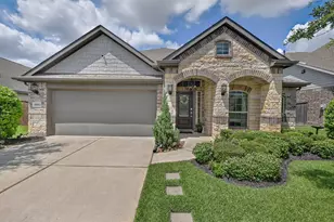 8911 Lost Castle Wy, Cypress, TX 77433 - Photo 3