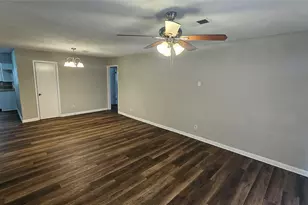 5458 Osprey Dr, Houston, TX 77048 - Photo 3