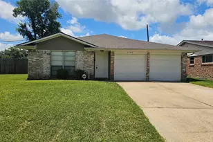 5458 Osprey Dr, Houston, TX 77048 - Photo 1